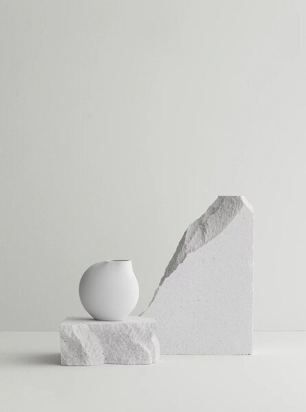 Vaso in grigio chiaro in porcellana (altezza totale 14 cm) Nona – Blomus