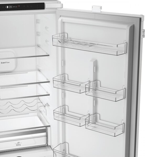 Hotpoint Ariston Frigorifero da Incasso Combinato Capacit 300 Litri Classe E Raffreddamento No Frost - HPK2 5322 B4E1