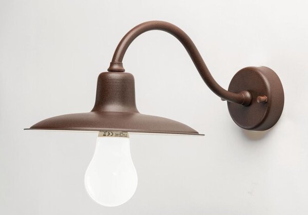ERA A20 APPLIQUE DA ESTERNO IN OTTONE NATURALE O VERNICIATO DI ANTRACITE O CORTEN