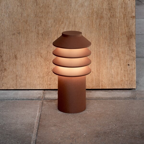 Lampade da esterno Louis Poulsen, Bysted Garden, Marrone / Ruggine, Alluminio, Design