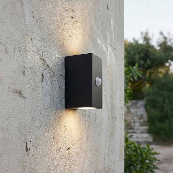 Applique GU10 con Sensore di Movimento IP65 Bidirezione - Nera