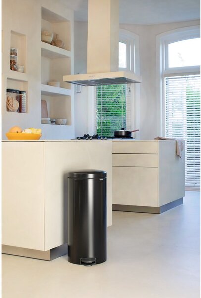 Bidone in acciaio nero opaco 30 l NewIcon - Brabantia