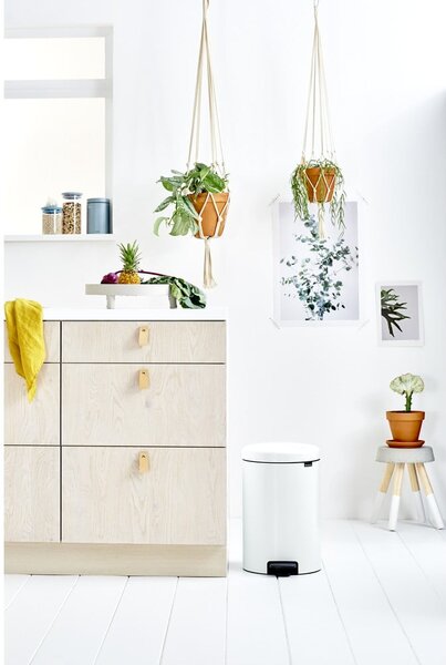Bidone in acciaio bianco da 20 l NewIcon - Brabantia