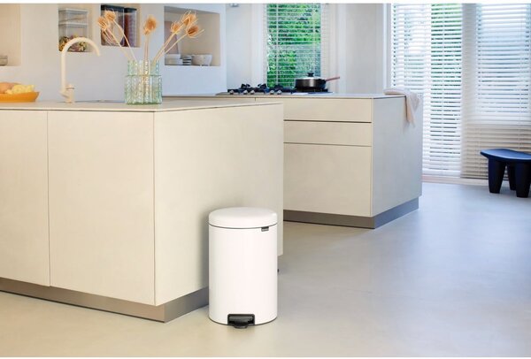 Bidone in acciaio bianco da 20 l NewIcon - Brabantia