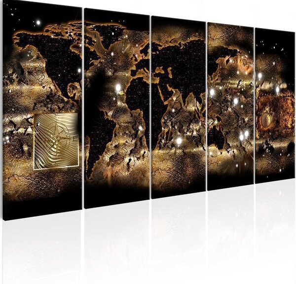 Quadro World at Night