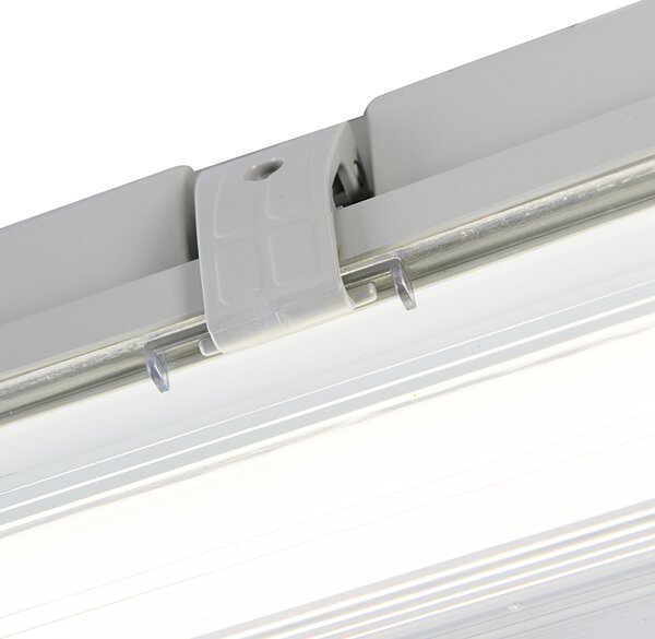 Faretto TL con LED 1800 lm e sensore di movimento IP65 - Base