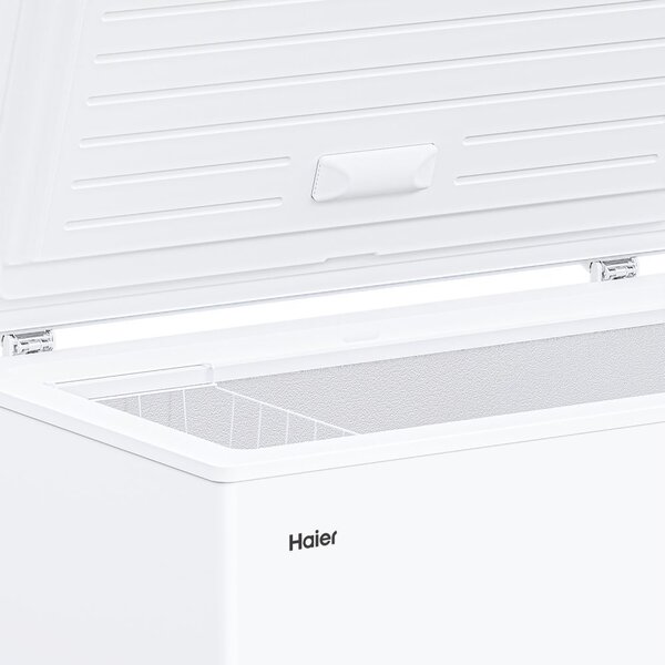 Haier Congelatore a Pozzetto Orizzontale Capacit 196 Litri Classe energetica D Capacit di congelamento 12,5 kg/24h colore Bianco - HCE200D