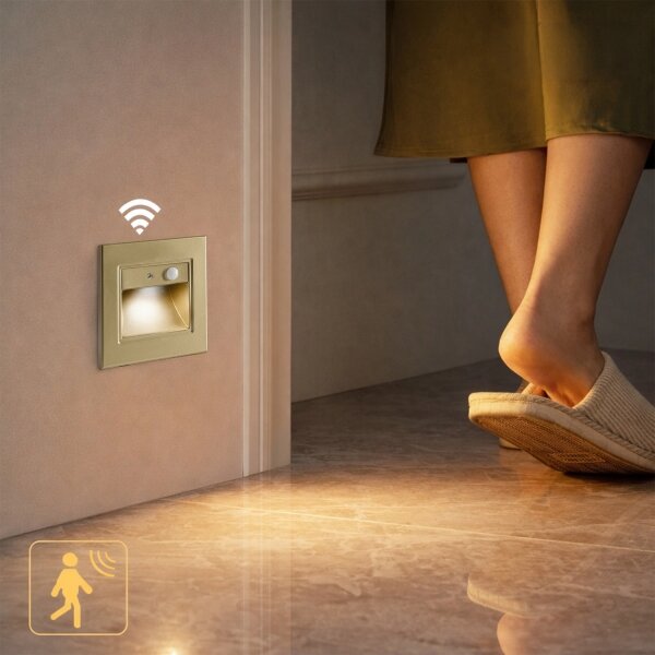 Brilagi - Lampada per scale LED con sensore STEP LIGHT LED/1,5W/230V IP44 dorata
