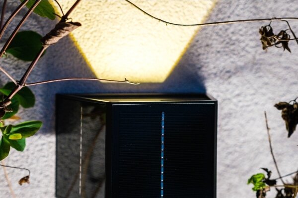 Brilagi - Applique a LED solare SOLAR CUBE LED/2W/3,2V 1300 mAh IP54