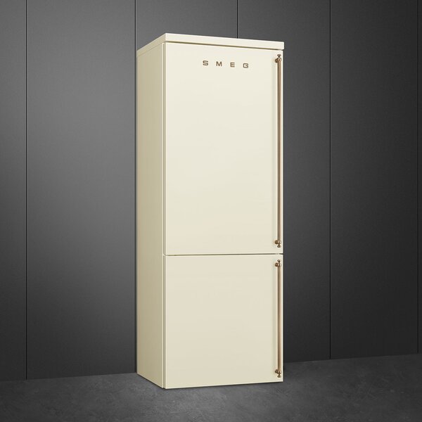 Smeg Frigorifero Combinato Capacit 481 Litri Classe energetica D Raffreddamento No Frost colore Crema - FA8005LPO6