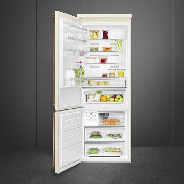 Smeg Frigorifero Combinato Capacit 481 Litri Classe energetica D Raffreddamento No Frost colore Crema - FA8005LPO6