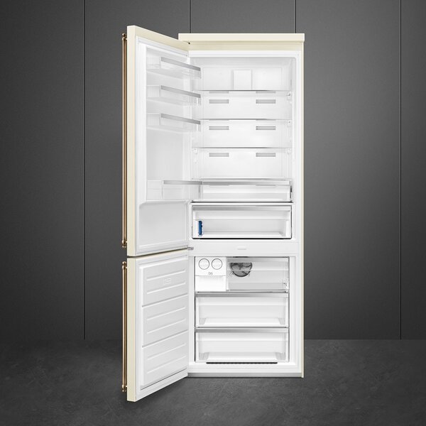 Smeg Frigorifero Combinato Capacit 481 Litri Classe energetica D Raffreddamento No Frost colore Crema - FA8005LPO6