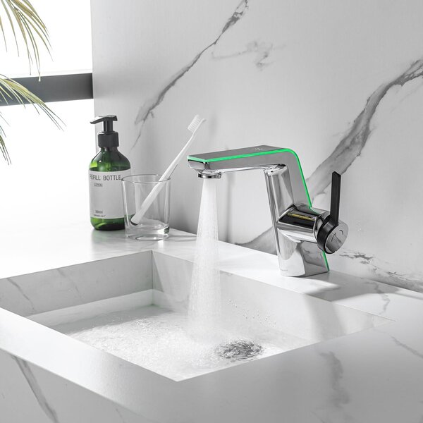 Rubinetto da bagno con display LED che indica la temperatura, miscelatore monocomando, cromato