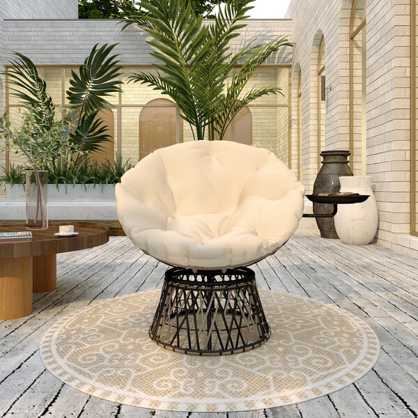 Outsunny Poltrona Papasan in rattan, girevole 360°, con cuscino, Diametro 90 cm, Beige | Aosom Italy