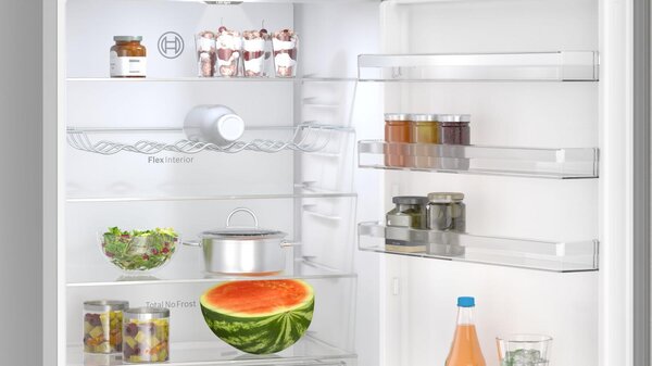 Bosch Frigorifero Combinato Capacit 440 Litri Classe energetica A Raffreddamento No Frost colore Acciaio Inox - KGN492IAF Serie 4