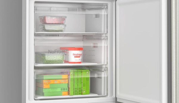 Bosch Frigorifero Combinato Capacit 440 Litri Classe energetica A Raffreddamento No Frost colore Acciaio Inox - KGN492IAF Serie 4