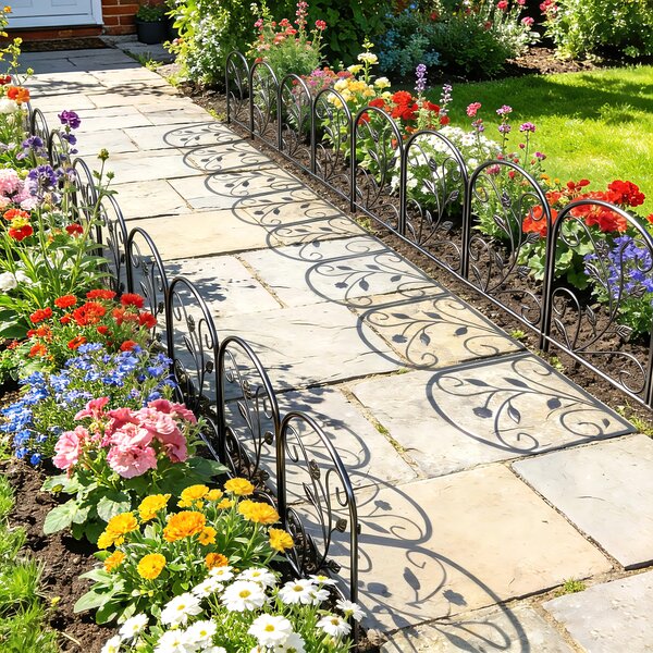 Outsunny Recinzione da Giardino in Metallo 80x60 cm, Set Griglia Decorativa con Piede per Giardino e Aiuole, Nero | Aosom Italy