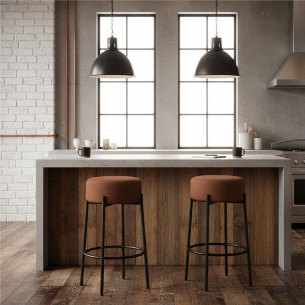 Sgabello fisso dal design moderno che unisce comfort SYD Dimensioni 41x41x h 67 cm -Peso 6,5 kg cm Stile Moderno colore Ruggine