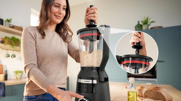 Bosch Frullatore con Bicchiere Capacit 2 Litri Potenza 1800W 6 Velocit colore Nero serie 6 - MMB6652B
