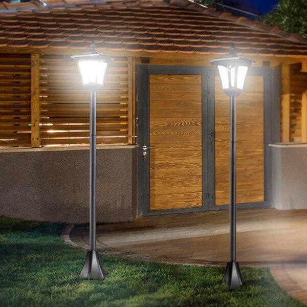 Outsunny Set 2 Lampioncini Solari da Esterno Impermeabili IP44, 18x18x160cm, Nero | Aosom Italy
