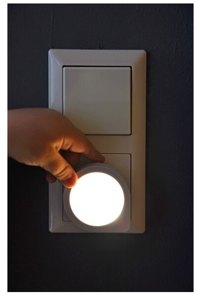Brennenstuhl - Lampada di orientamento a LED con sensore LED/0,2W/230V