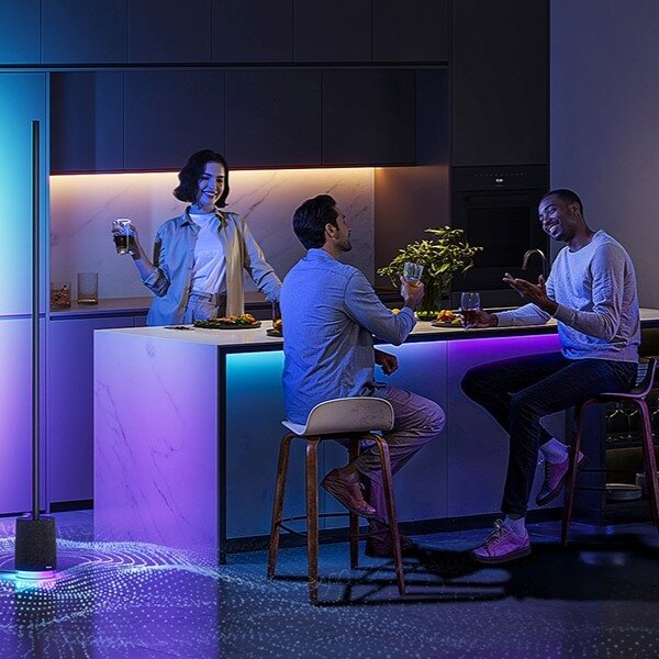 Govee - Lampada LED da terra con altoparlante Pro RGBICWW Wi-Fi + +TC