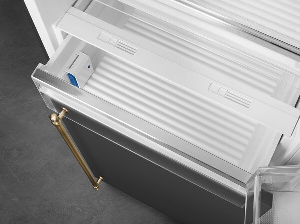Smeg Frigorifero Combinato Capacit 481 Litri Classe energetica D Raffreddamento No Frost colore Antracite - FA8005RAO6