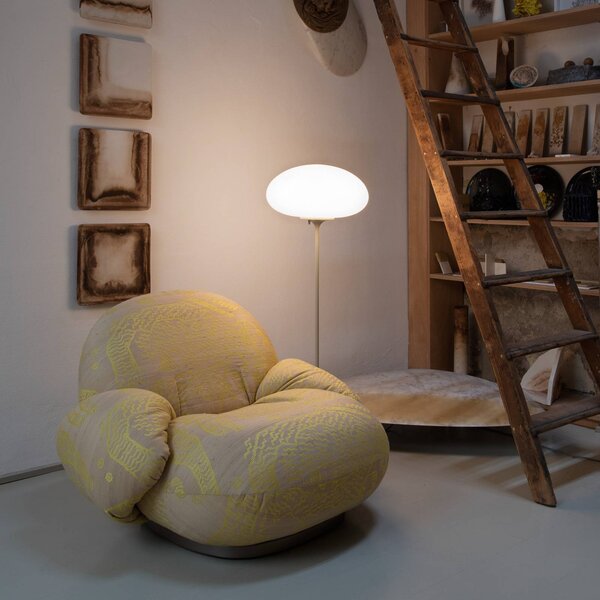 GUBI Lampada da terra Stemlite, dimmerabile, Alluminio / Grigio / Zincato, Soggiorno / Sala da pranzo, Metallo, Design, Lampada da terra