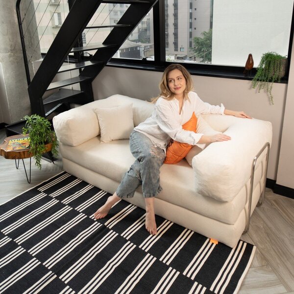 Divano beige allungabile con rivestimento in bouclé 180 cm Bloom – TemaHome