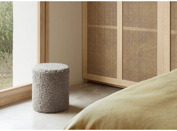 Poggiapiedi grigio con rivestimento in bouclé Teddy – Blomus