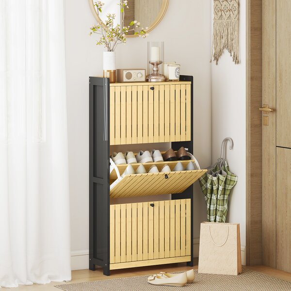 HOMCOM Scarpiera 18 paia con 3 cassetti ribaltabili, ante a griglia in bambù, 60x24x118cm, Nero e legno naturale | Aosom Italy