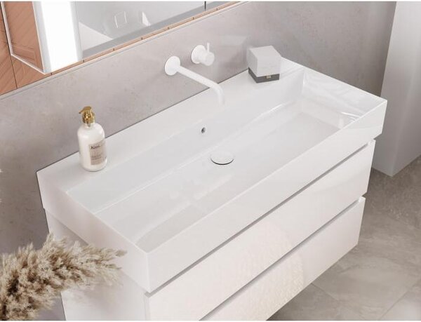 Lavabo della collezione Giulia, dimensioni 81 x 46 cm, senza foro per rubinetteria