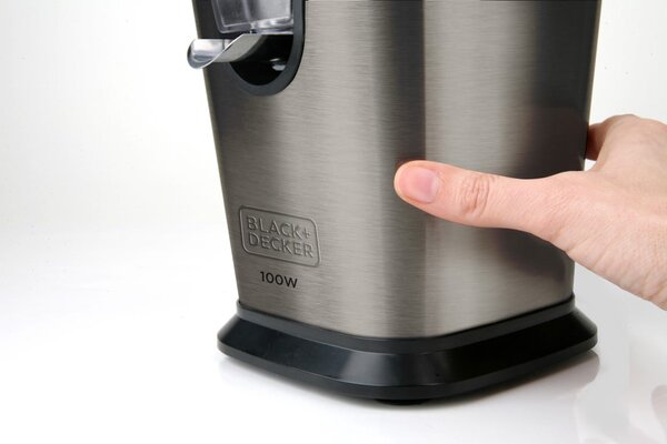 Black & Decker Spremiagrumi Professionale con Leva elettrico con Beccuccio 2 Coni intercambiabili 100 Watt colore Acciaio - BXCJ100E