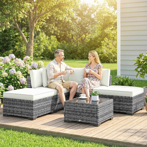 Outsunny Mobili da Giardino 6pz in Rattan e Acciaio con Divano, Tavolino e Cuscini, Grigio | Aosom Italy