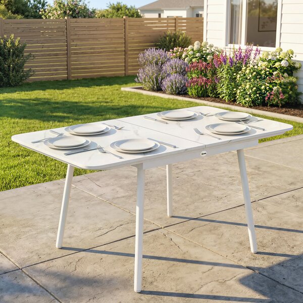 Outsunny Tavolo da Giardino per 6 Persone, Rettangolare 140x80 cm con Piano in WPC | Aosom Italy