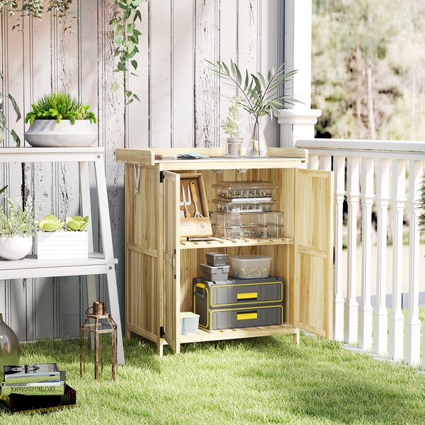 Outsunny Armadietto da Esterno, Capanno Porta Attrezzi con Mensola, in Legno con 2 Ante per Giardino, Patio, Color Legno | Aosom Italy
