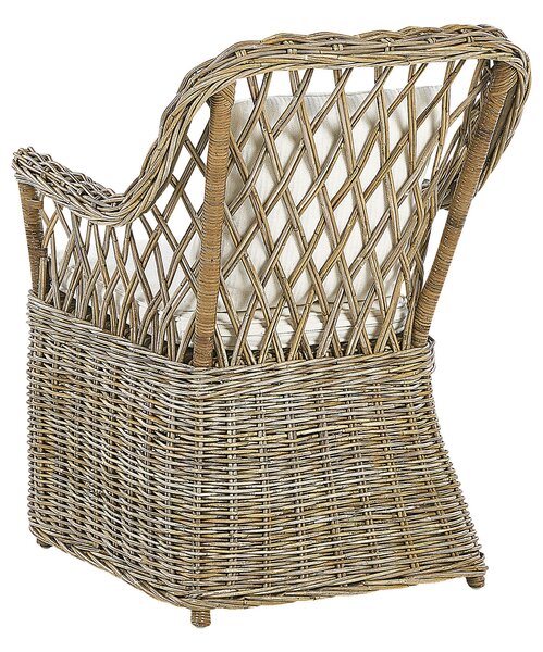 Set di 2 poltrone da giardino in rattan naturale con cuscini per schienale in cotone bianco sporco per interni ed esterni Beliani