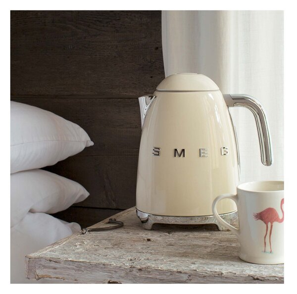 Smeg KLF03CREU Panna Lucido 50's Style Bollitore 1,7 litri 7 Tazze Soft Opening AutoOFF 100°C