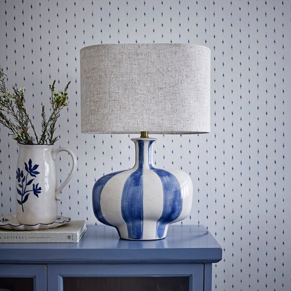 Lampada da tavolo Alida, color crema/blu, altezza 46 cm - Bloomingville Bloomingville, Alida, Blu, Camera da letto, Ceramica, Scandinavo