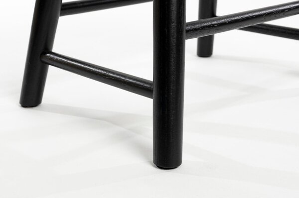 Sgabello nero in rovere massiccio Vander – White Label
