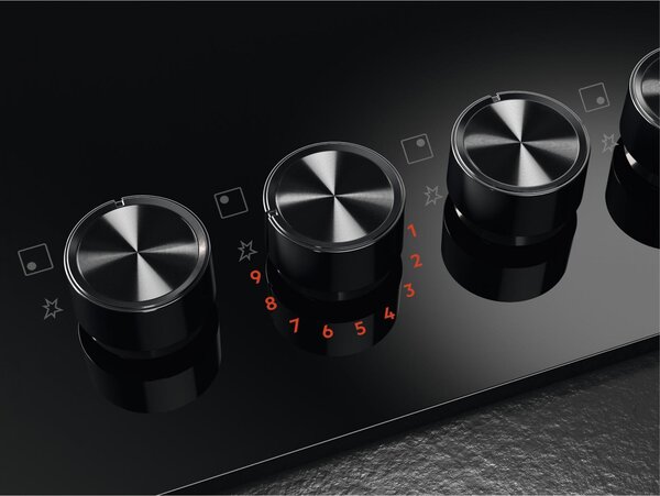 Aeg Piano Cottura 5 Fuochi a Gas Larghezza 74 cm in Vetro colore Nero - HKB75453NB Serie 8000 Flamelight