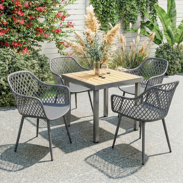 Outsunny Set di 4 Sedie da Giardino Resistenti ai Raggi UV con Bracciolo e Schienale, in Plastica, 56x51x84 cm, Grigio Scuro | Aosom Italy