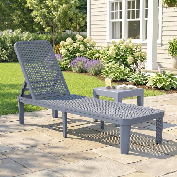 Outsunny Lettino Reclinabile da Giardino Esterno con Schienale Regolabile in 4 Posizioni e Struttura in PP, 191x55x35,5 cm, Grigio Scuro | Aosom Italy