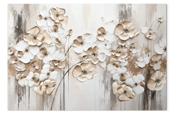 Fiori color crema: petali beige tridimensionali su una superficie chiara e spazzolata