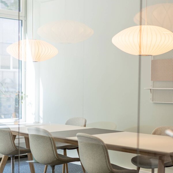 HAY Lampada a sospensione Nelson Saucer Bubble, dimmerabile, Bianco / Opale, Soggiorno / Sala da pranzo, Plastica, Design, Lampada a sospensione