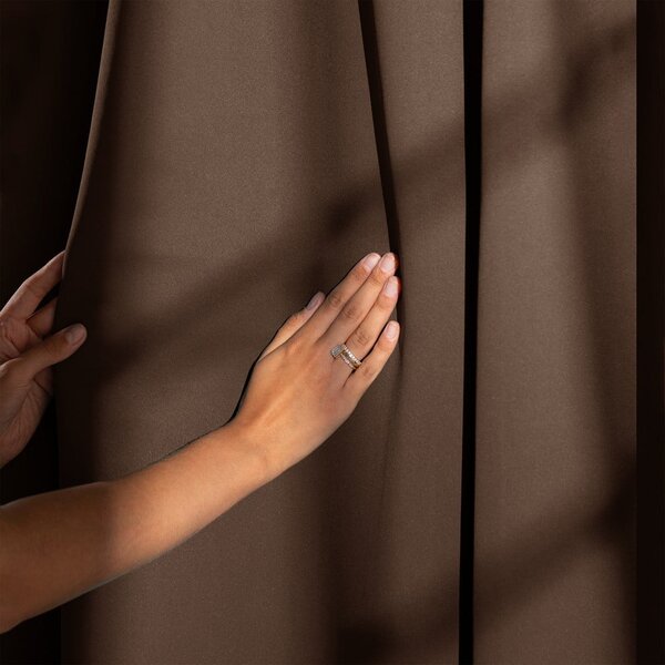 Tenda parzialmente oscurante marrone 140x245 cm Kierra – Restilo
