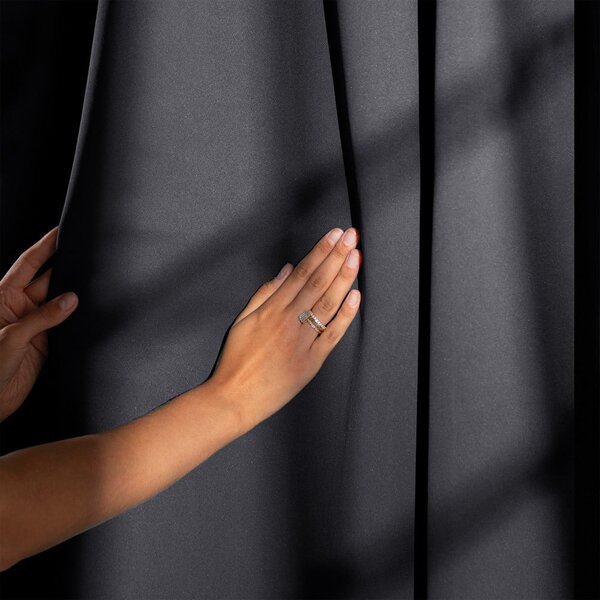 Tenda parzialmente oscurante grigio scuro 140x175 cm Kierra – Restilo