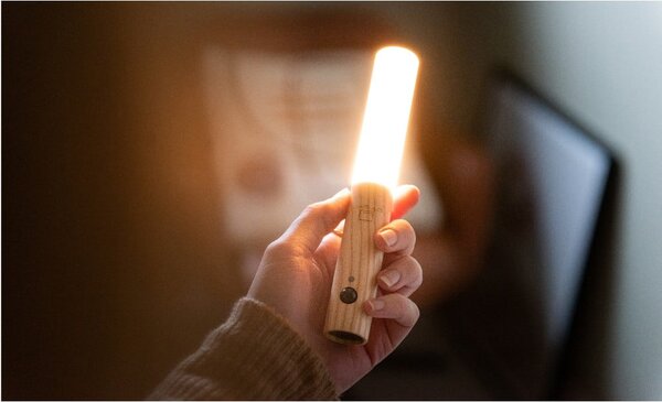 Lampada da parete con ricarica USB Baton – Gingko