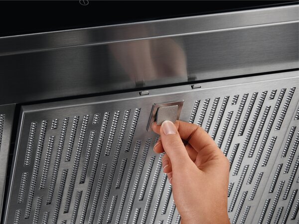 Electrolux Cappa Cucina Filtrante / Aspirante da Parete Larghezza 90 cm colore Acciaio Inox - KFTB19X Serie 900 SilenceTech