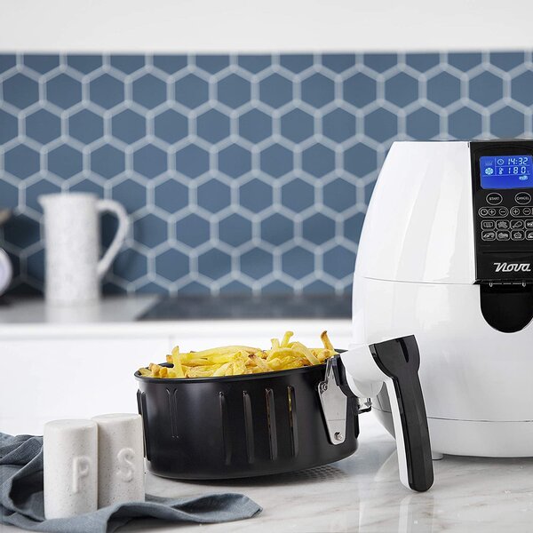 NOVA Friggitrice ad Aria Capacit 3.2 Litri Potenza 1500 Watt Termostato Regolabile e Timer colore Bianco - 180150 Aerofryer XL